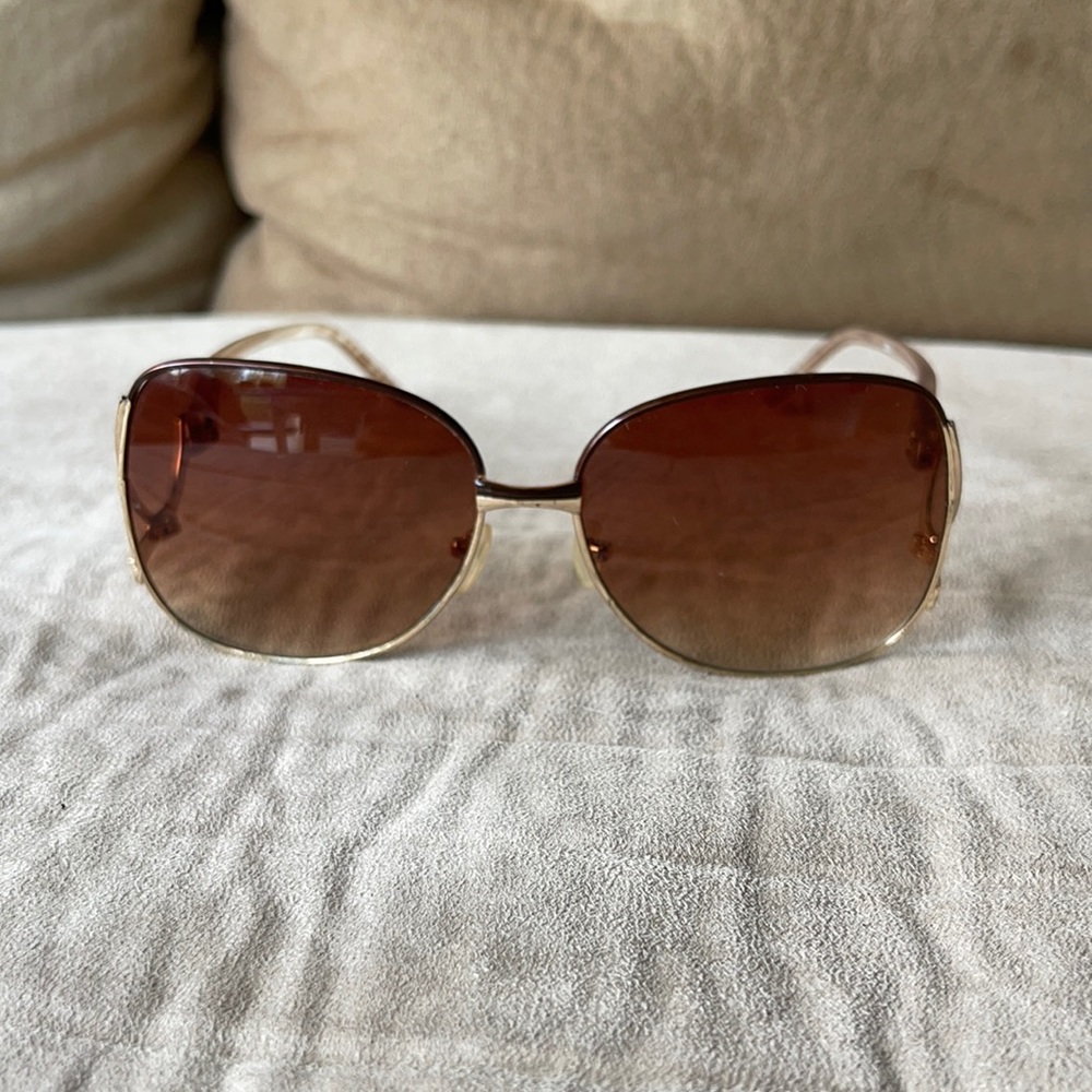 70s style sunglasses